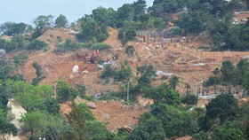 Tháo dỡ các hạng mục xây dựng trái phép trên bán đảo Sơn Trà